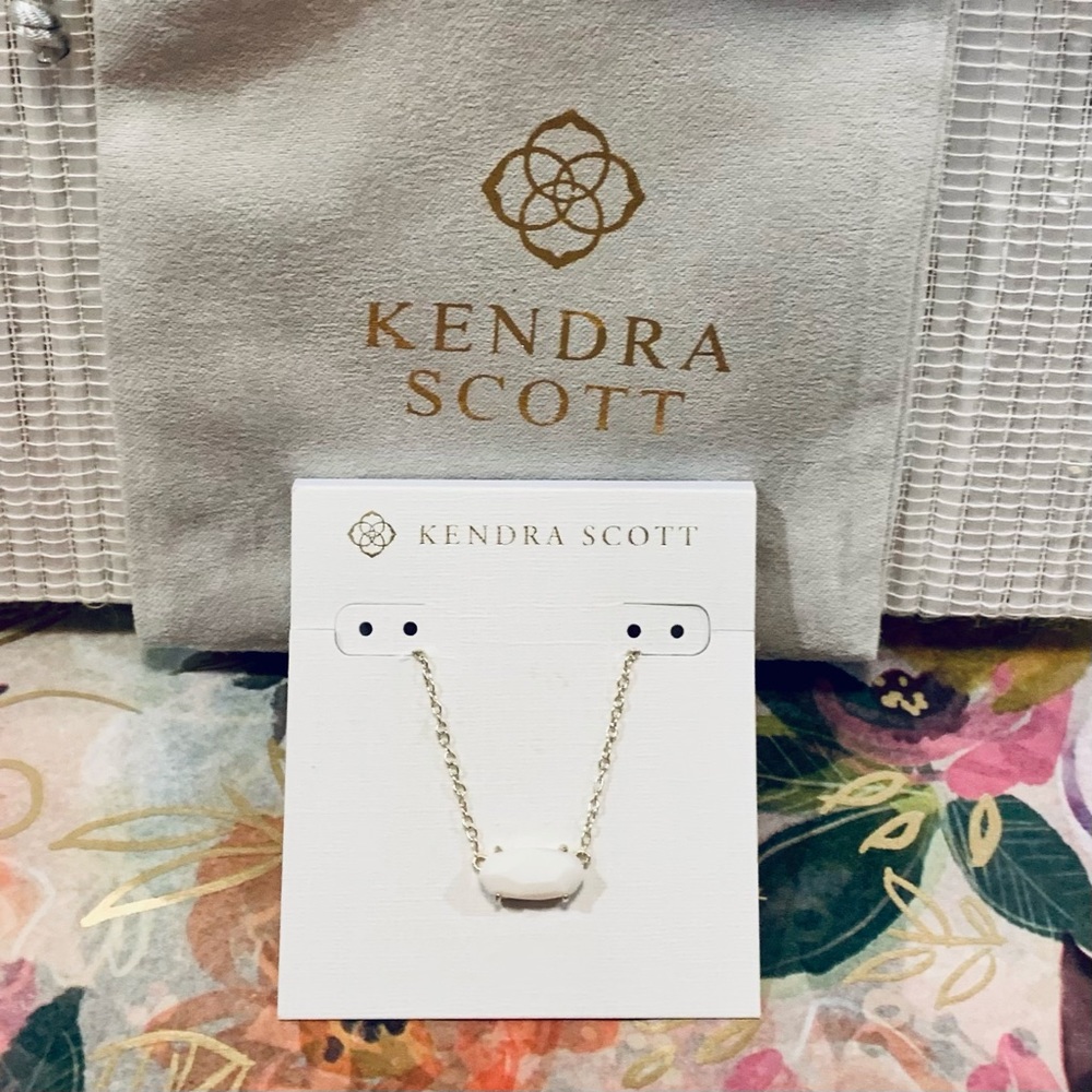 Kendra Scott Necklace